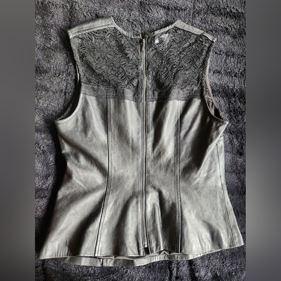 Bebe Leather & Lace Top M - Picture 2 of 6
